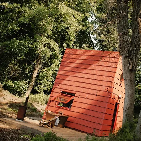 Chalet The Red